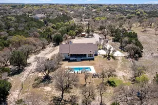 835 Sunny Slope Rd, Liberty Hill, TX 78642 - Photo 23