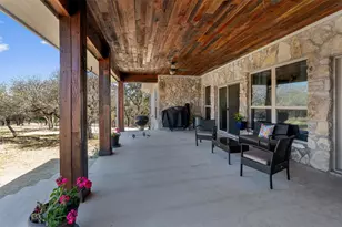 835 Sunny Slope Rd, Liberty Hill, TX 78642 - Photo 19