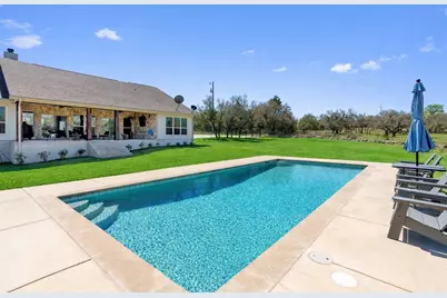 835 Sunny Slope Road, Liberty Hill, TX 78642 - Photo 21