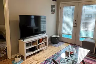 2502 Leon St, Austin, TX 78705 - Photo 5