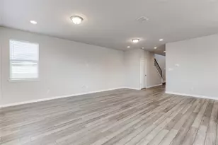 355 Silver Glen Dr, Kyle, TX 78640 - Photo 11