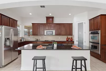 8919 Comanche Path, Garden Ridge, TX 78266 - Photo 7