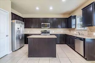 809 Hometown Pkwy, Kyle, TX 78640 - Photo 11