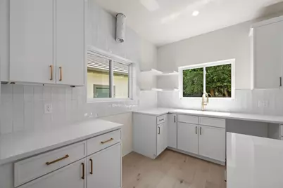 13 Autumn Oaks Drive #A, Lakeway, TX 78738 - Photo 15