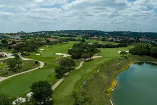 13 Autumn Oaks Dr, Lakeway, TX 78738 - Photo 33