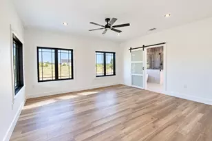 301 Serenity Dr, Bertram, TX 78605 - Photo 9
