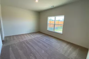 105 Brunswick Ln, Jarrell, TX 76537 - Photo 11