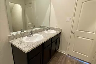 105 Brunswick Ln, Jarrell, TX 76537 - Photo 15