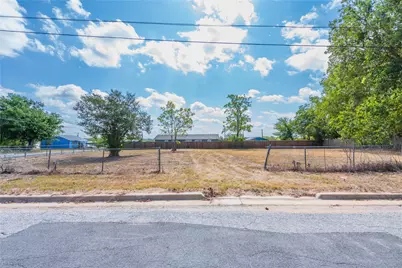 1602 Cummings Street, Luling, TX 78648 - Photo 15
