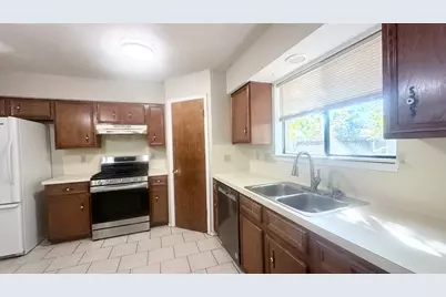 3508 Monument Drive, Round Rock, TX 78681 - Photo 11
