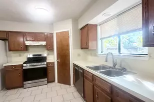 3508 Monument Dr, Round Rock, TX 78681 - Photo 11
