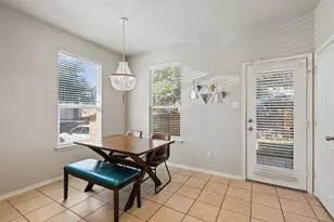 1520 Huckleberry Ln, Austin, TX 78748 - Photo 15