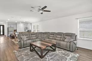 1414 Arcadian Lily, San Antonio, TX 78245 - Photo 5