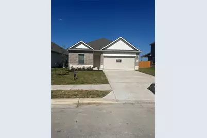 300 Sleep Hollow, Jarrell, TX 76537 - Photo 1