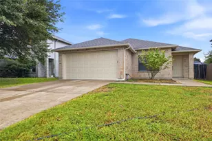 2206 Bluebonnet Dr, Round Rock, TX 78664 - Photo 1