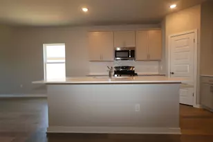 4504 Bridal Veil Dr, Austin, TX 78747 - Photo 3