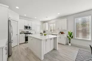 3711 Cedar St, Austin, TX 78705 - Photo 5