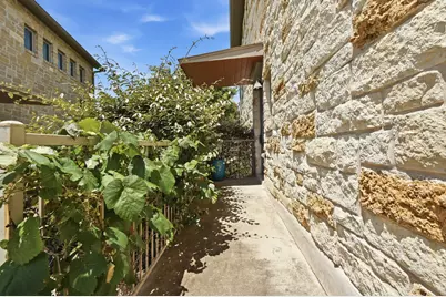 592 Fm 967 #B, Buda, TX 78610 - Photo 3