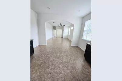 711 Rolling Oak Dr. Drive #101, Round Rock, TX 78664 - Photo 3