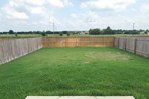 500 Magnum Force Dr, Jarrell, TX 76537 - Photo 33