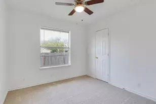 300 Tamara Dr, Georgetown, TX 78628 - Photo 9