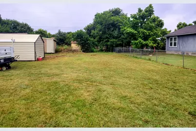 113 Beck Street, Florence, TX 76527 - Photo 3