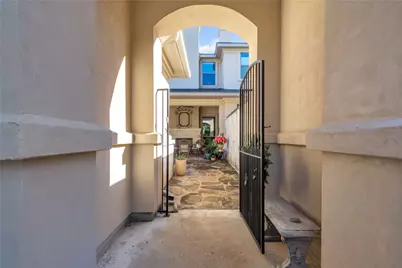 434 Stagecoach Trail, San Marcos, TX 78666 - Photo 3