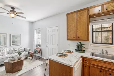 4401 Speedway #105, Austin, TX 78751 - Photo 17