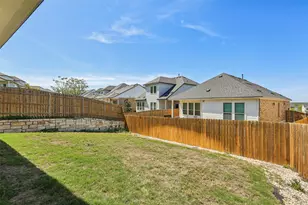 12704 Bloomington Dr, Austin, TX 78748 - Photo 33