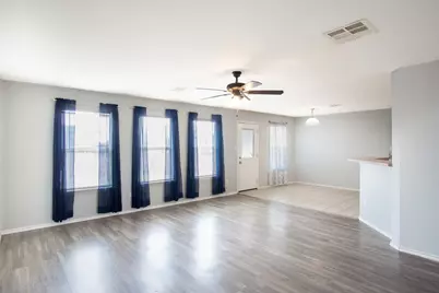 210 Kings Ridge Drive, Buda, TX 78610 - Photo 5