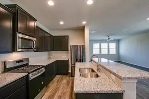 129 Goldfinch Dr, San Marcos, TX 78666 - Photo 13