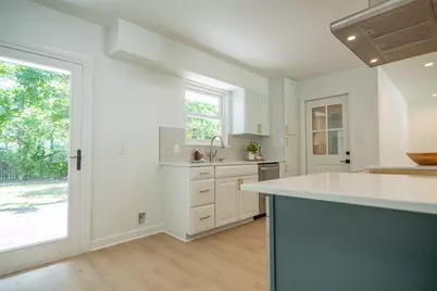 1613 Glencrest Drive, Austin, TX 78723 - Photo 9
