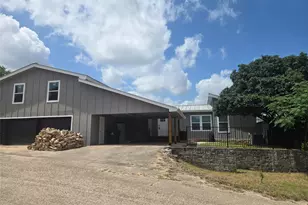 22101 Four Hundred Ave, Spicewood, TX 78669 - Photo 3