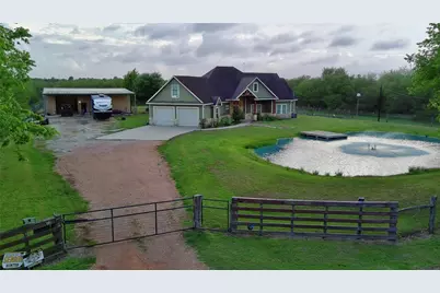 2015 Skrivanek Road, Sealy, TX 77474 - Photo 35