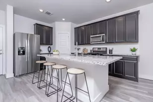 7407 Grand Linden Wy, Austin, TX 78744 - Photo 11