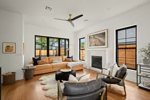 2005 E 8th St, Austin, TX 78702 - Photo 3