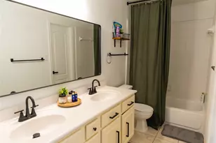 1221 Laurel Oak Trail, Pflugerville, TX 78660 - Photo 19