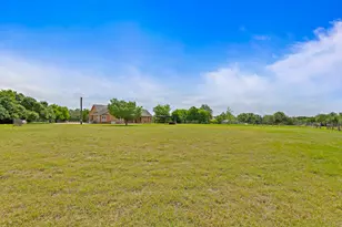 221 Mustang Mesa, Liberty Hill, TX 78642 - Photo 37
