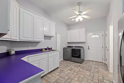 221 Mustang Mesa, Liberty Hill, TX 78642 - Photo 35