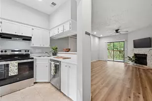 1013 Chestnut St, San Marcos, TX 78666 - Photo 3