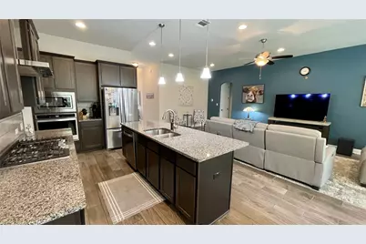 4733 Collins Street #610, Round Rock, TX 78681 - Photo 7