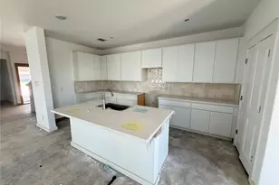166 Seattle Slew Dr, Jarrell, TX 76537 - Photo 3