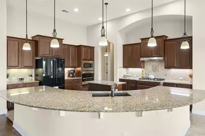 112 Cavalier Cove, Hutto, TX 78634 - Photo 13