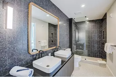 48 East Avenue #1104, Austin, TX 78701 - Photo 7