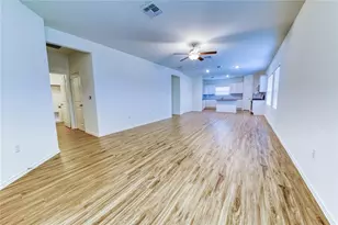 15401 Summer Ray Dr NE, Del Valle, TX 78617 - Photo 7