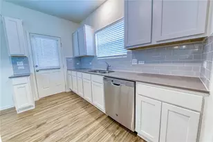 15401 Summer Ray Dr NE, Del Valle, TX 78617 - Photo 17