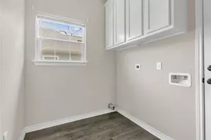 904 New York St, Bryan, TX 77803 - Photo 7