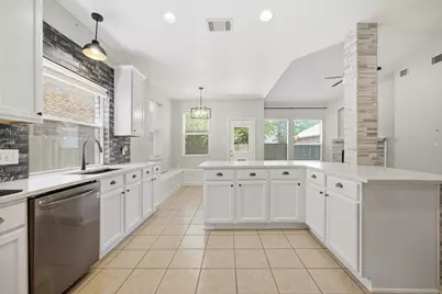 608 Spanish Oak Terrace, Round Rock, TX 78681 - Photo 13