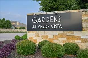 925 Indian Hawthorne Dr, Georgetown, TX 78628 - Photo 27