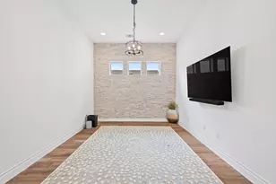 925 Indian Hawthorne Dr, Georgetown, TX 78628 - Photo 19